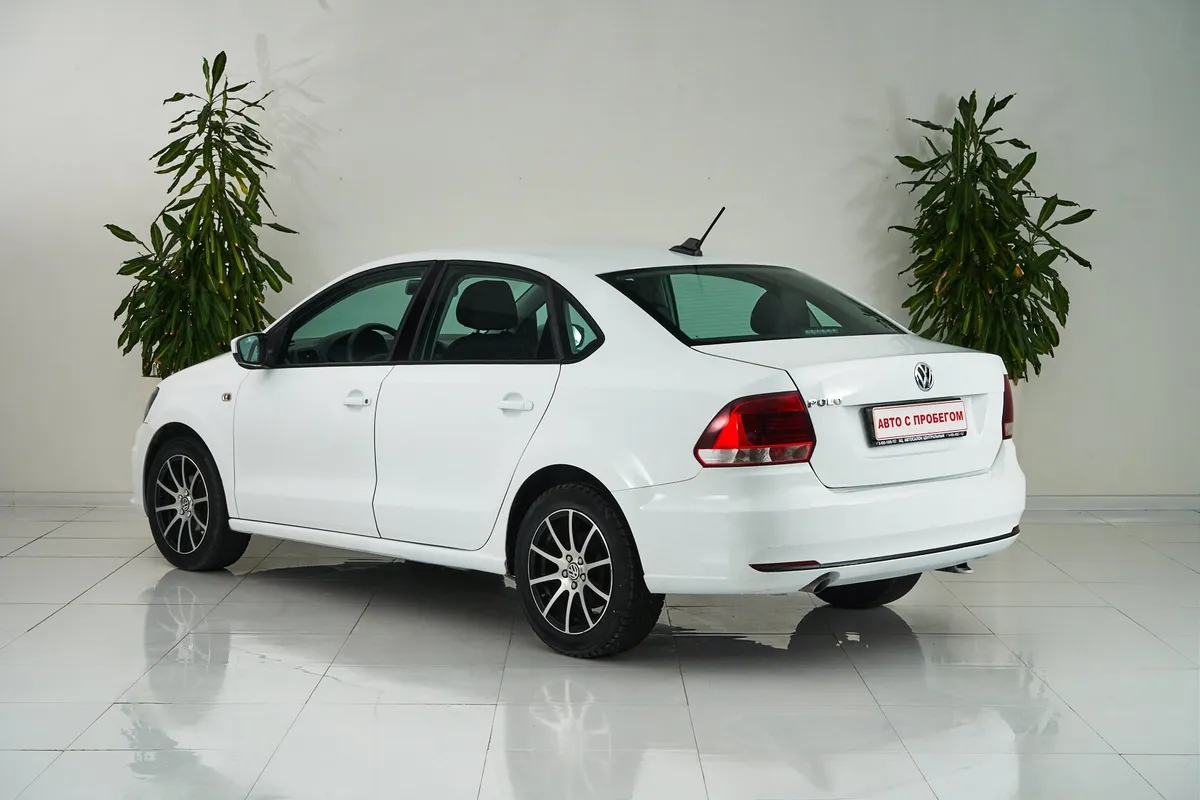 Volkswagen Polo V Рестайлинг — фото 4