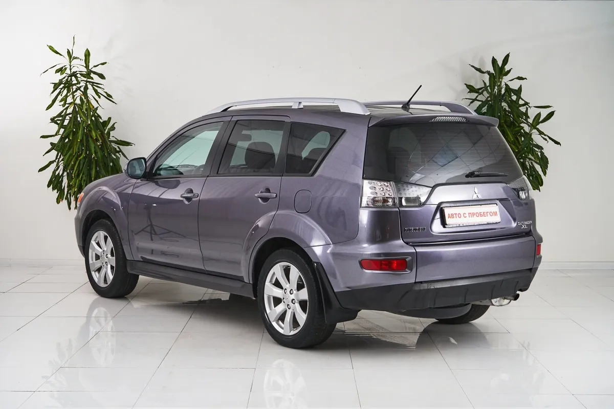 Mitsubishi Outlander II Рестайлинг — фото 4