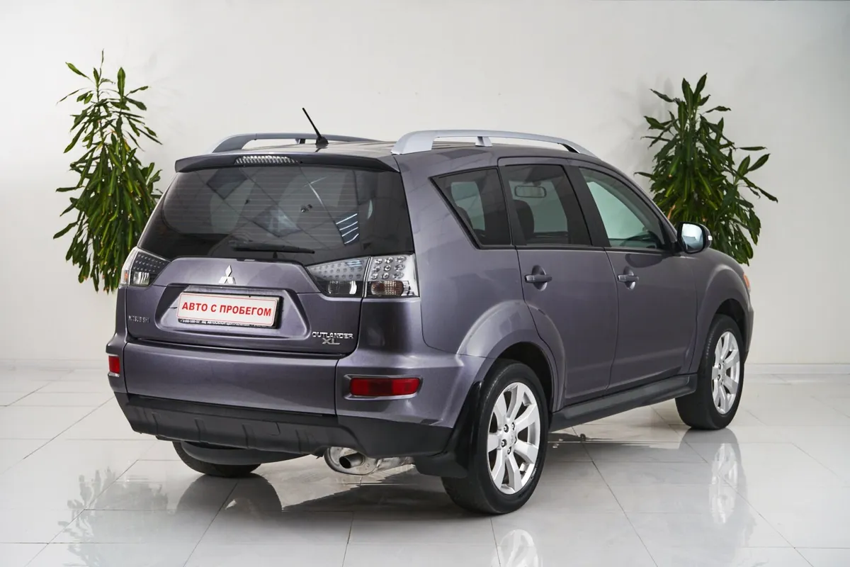 Mitsubishi Outlander II Рестайлинг — фото 5