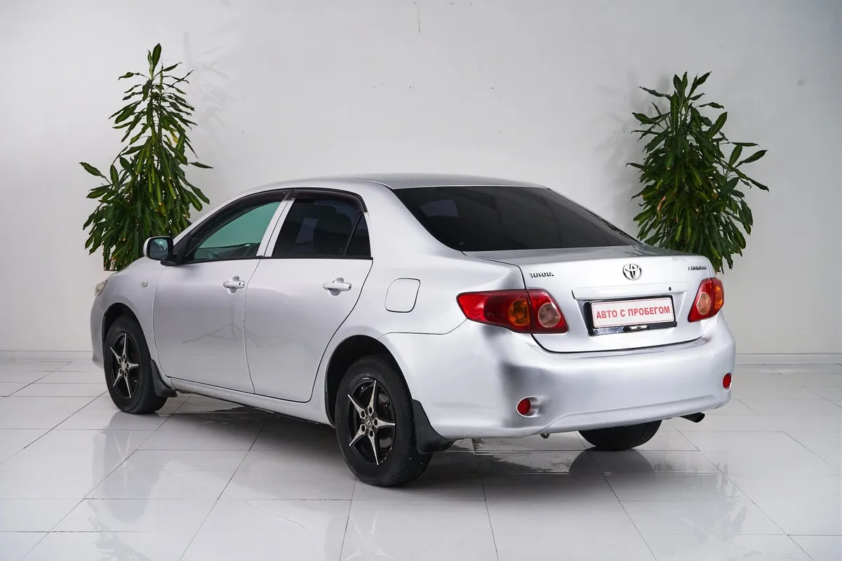 Toyota Corolla X (E140, E150) — фото 4