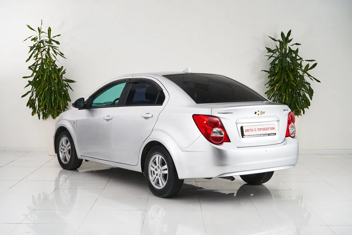 Chevrolet Aveo II — фото 4