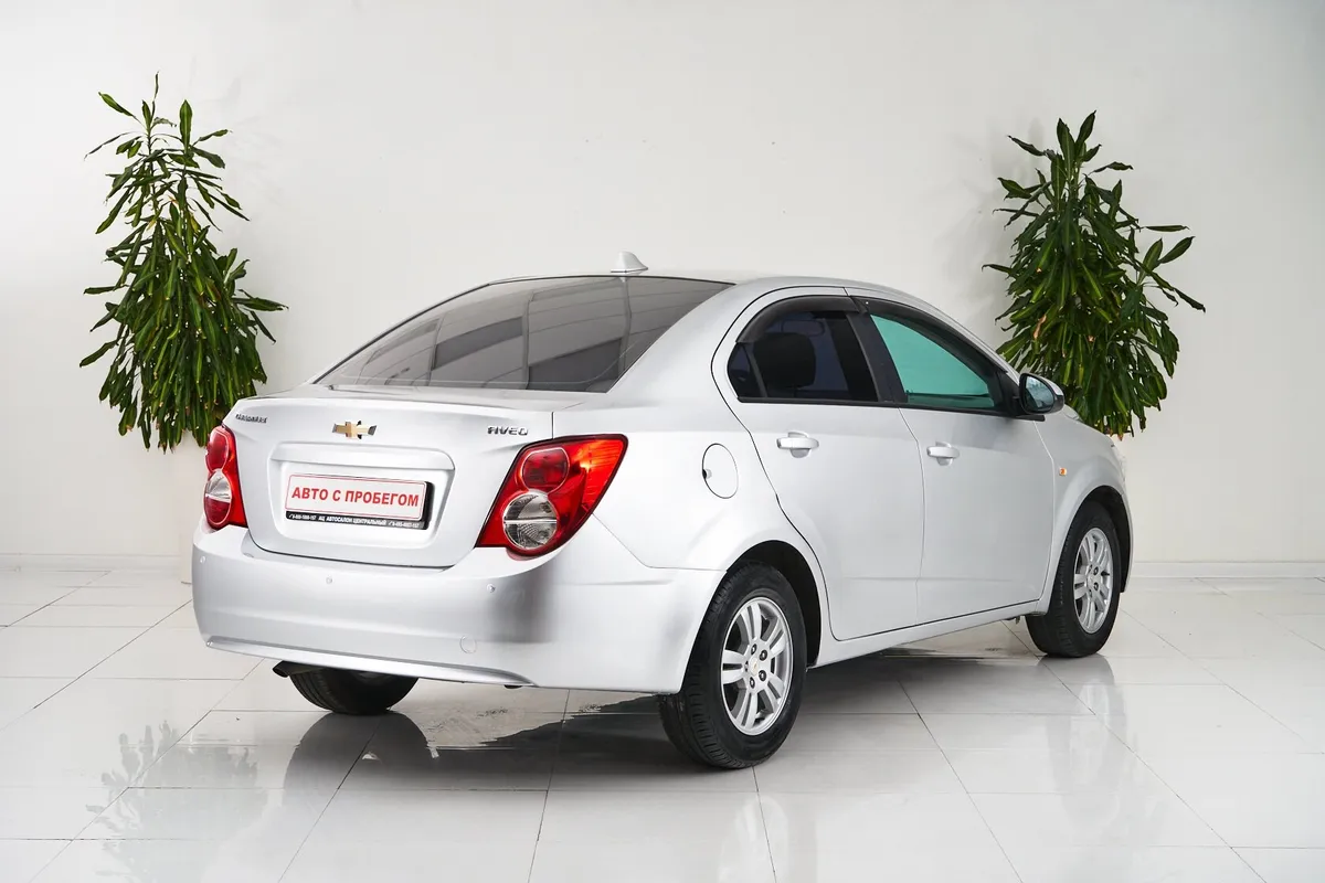 Chevrolet Aveo II — фото 5