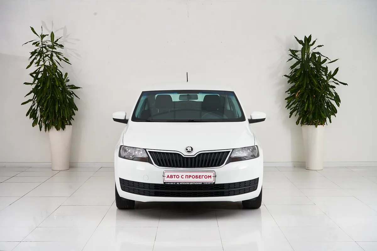 Skoda Rapid I — фото 2