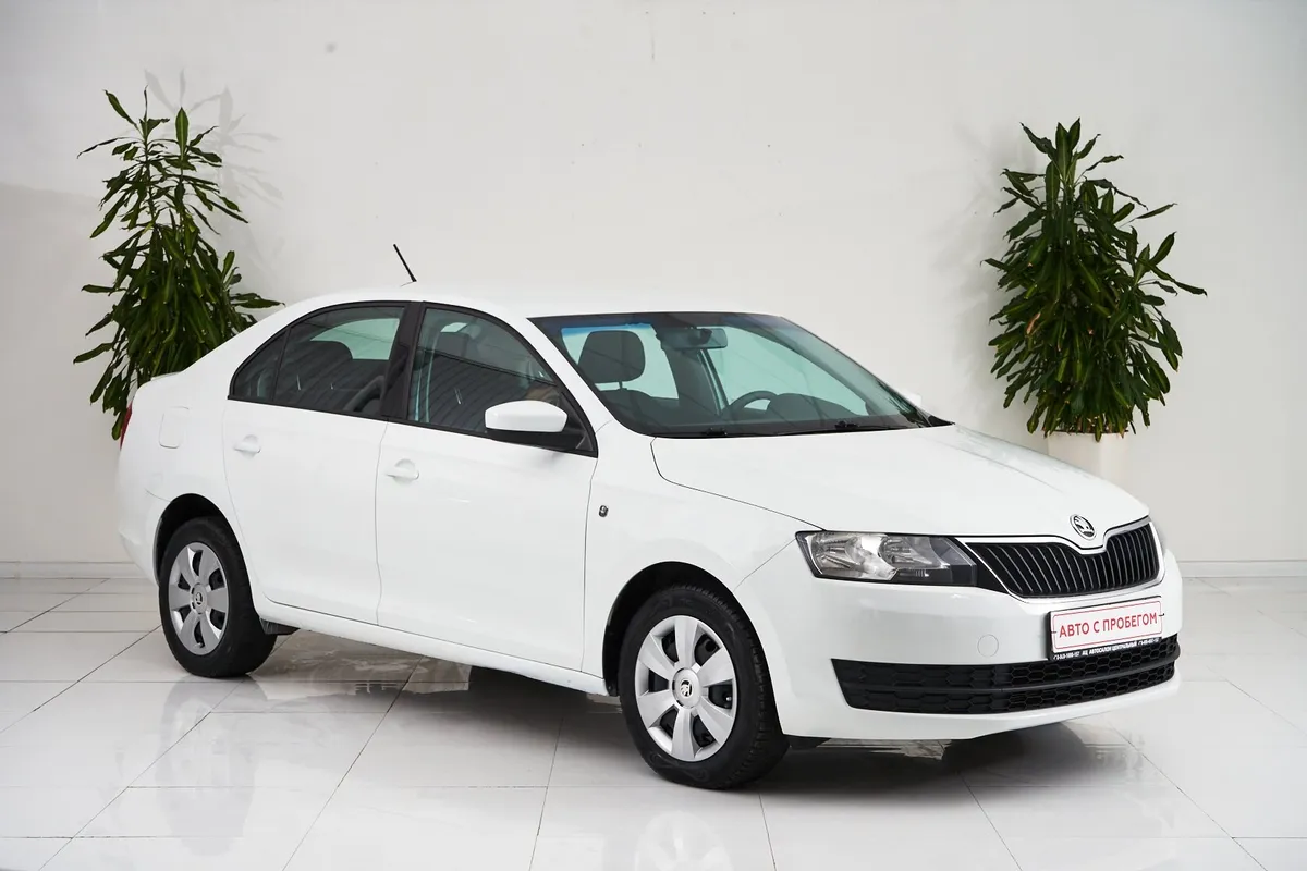 Skoda Rapid I — фото 3