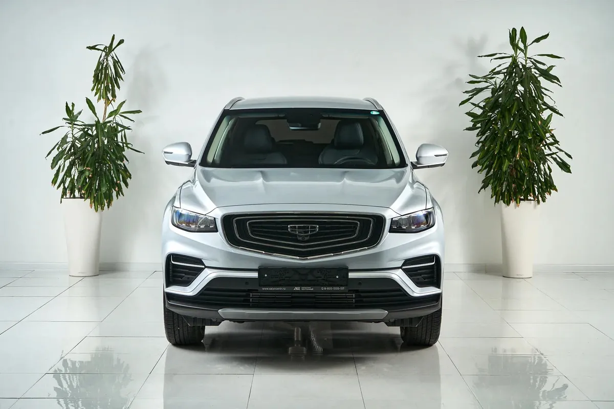 Geely Atlas Pro I · Luxury — фото 2
