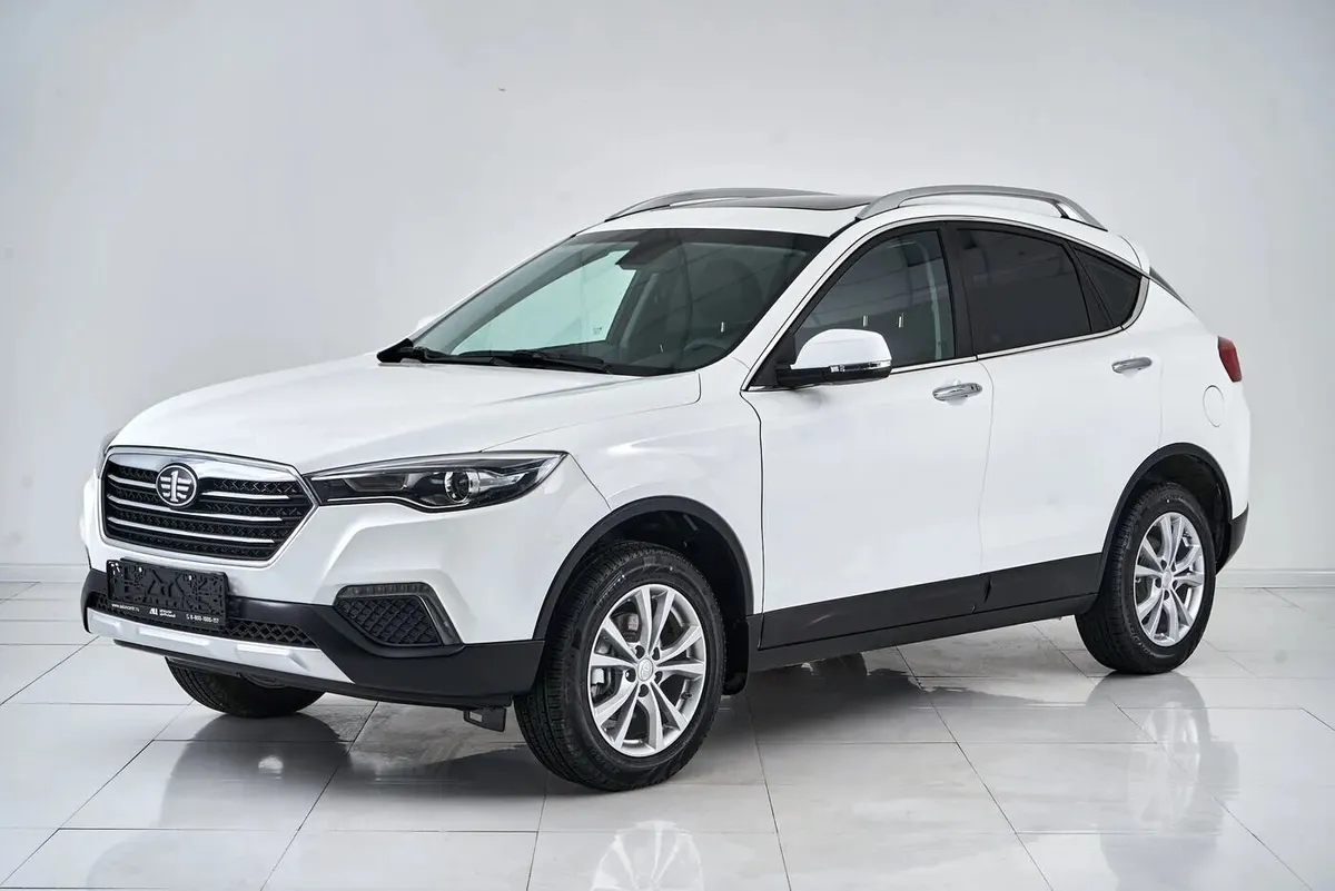 FAW Besturn X80 I Рестайлинг · Luxury