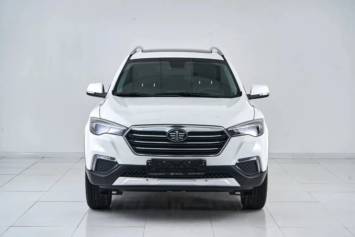 FAW Besturn X80 I Рестайлинг · Luxury — фото 2