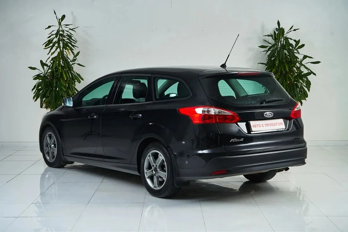 Ford Focus III — фото 4