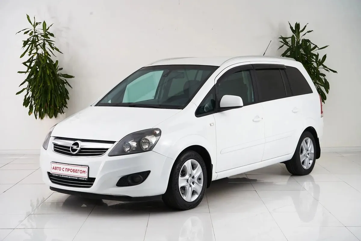 Opel Zafira B Рестайлинг