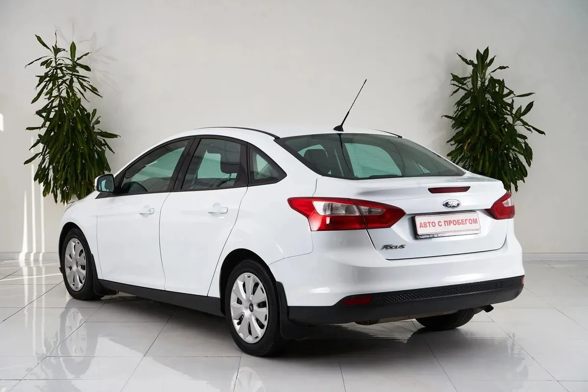 Ford Focus III — фото 4