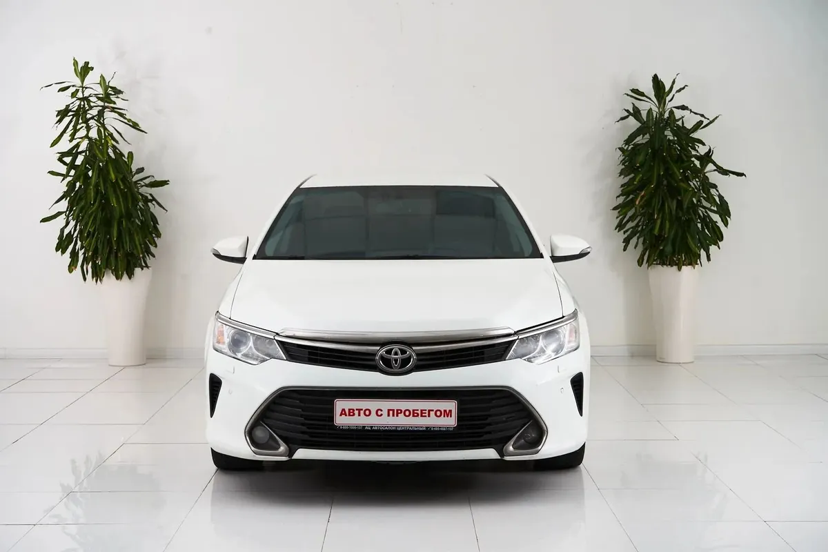 Toyota Camry VII (XV50) Рестайлинг · Элеганс — фото 2
