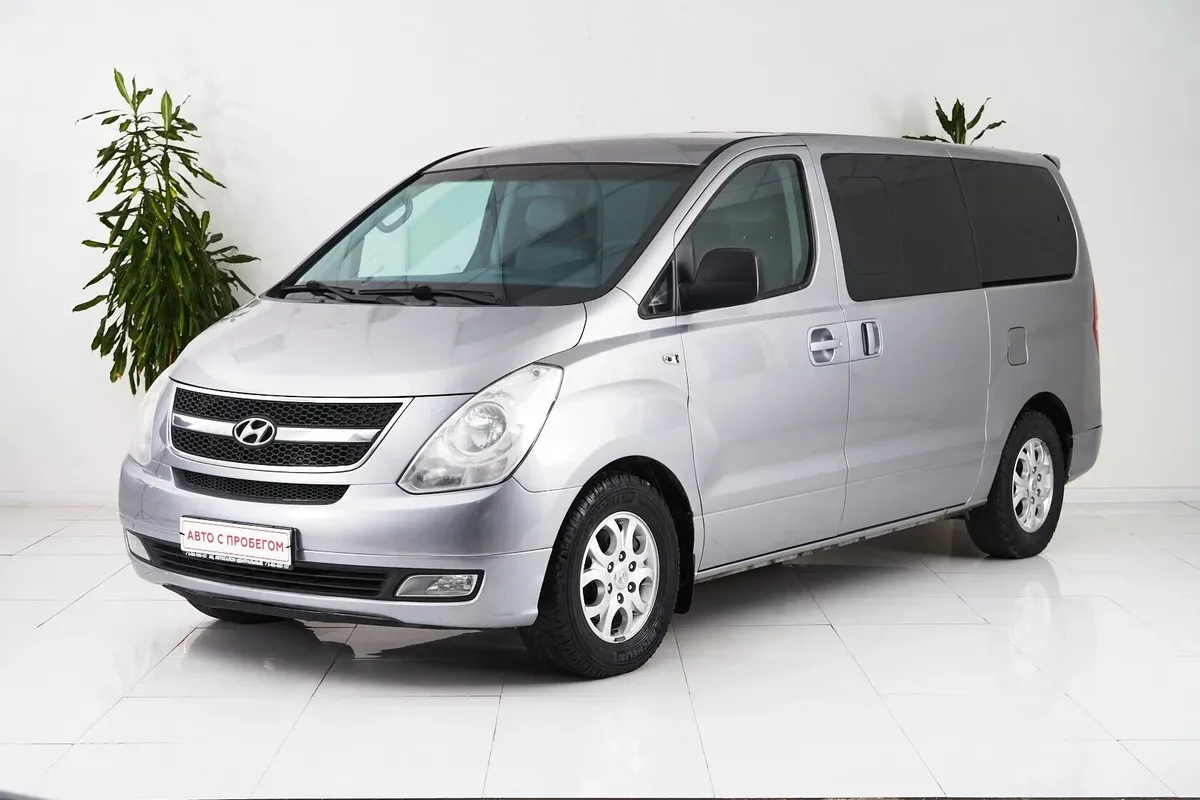 Hyundai Grand Starex I