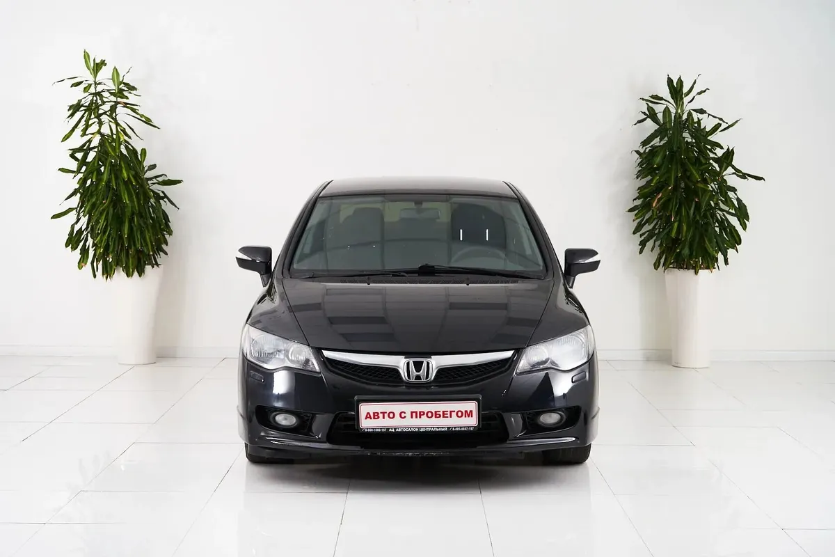 Honda Civic VIII Рестайлинг — фото 2