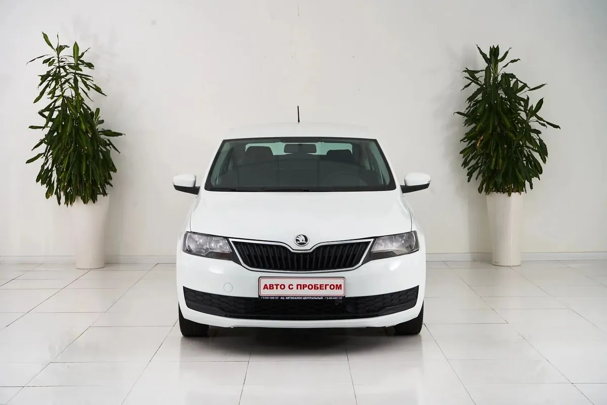 Skoda Rapid I Рестайлинг — фото 2