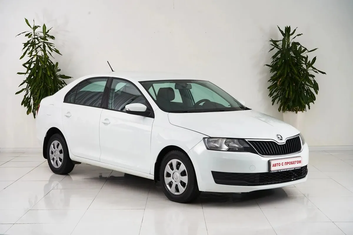 Skoda Rapid I Рестайлинг — фото 3
