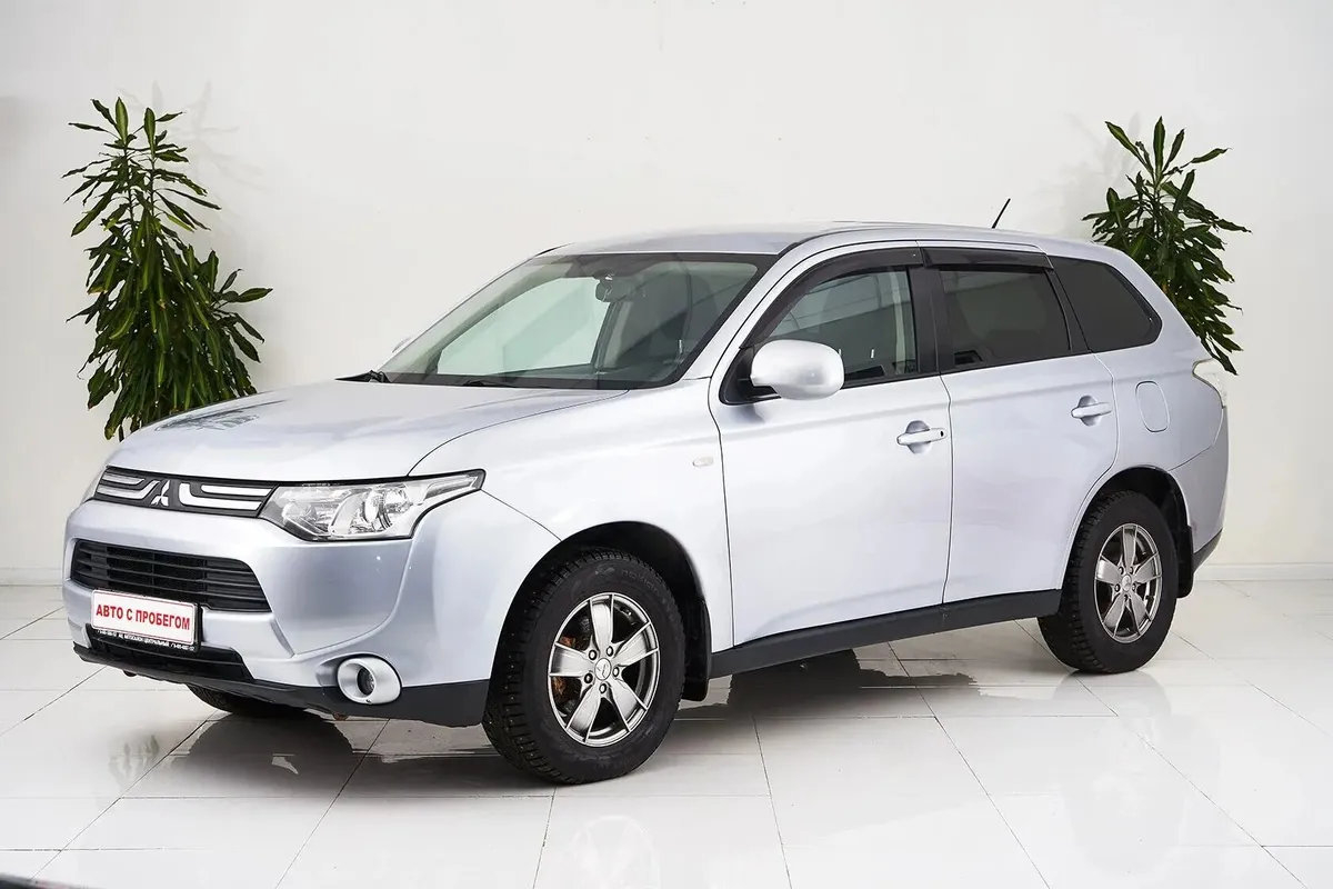 Mitsubishi Outlander III