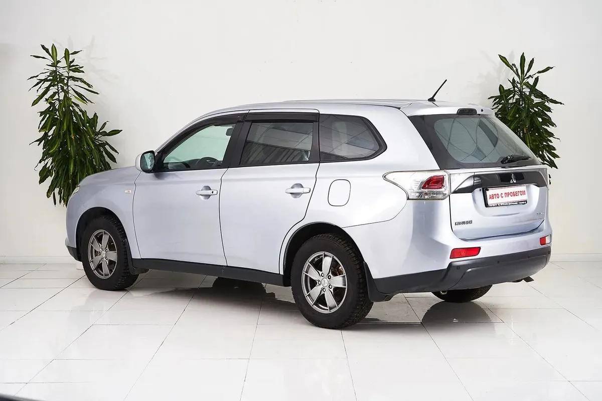 Mitsubishi Outlander III — фото 4