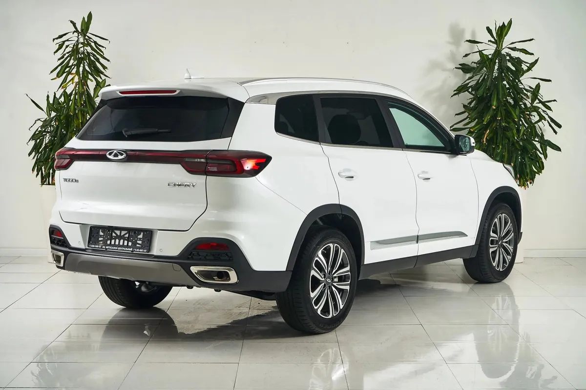 Chery Tiggo 8 I — фото 5