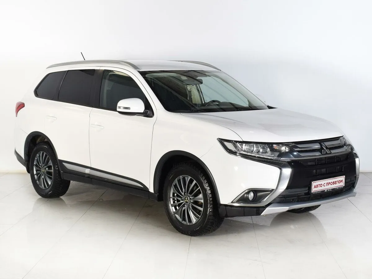Mitsubishi Outlander III Рестайлинг