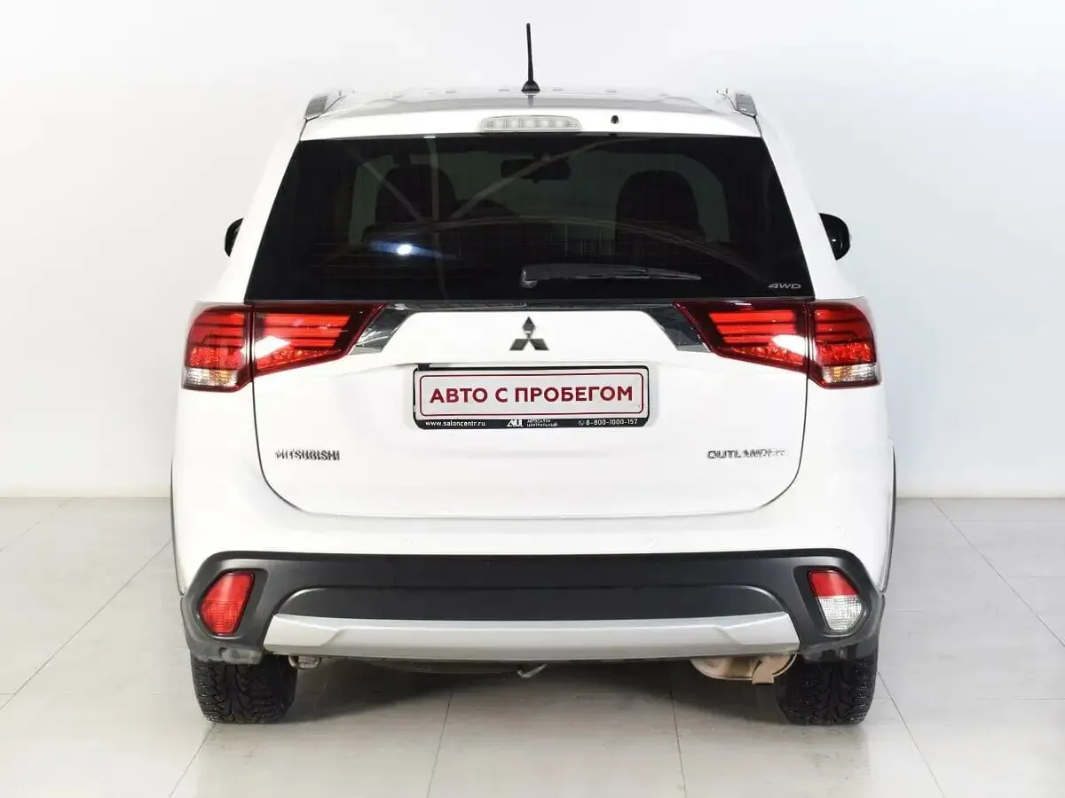 Mitsubishi Outlander III Рестайлинг — фото 4