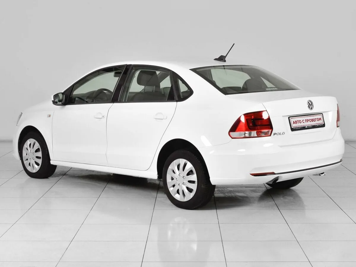 Volkswagen Polo V Рестайлинг — фото 2