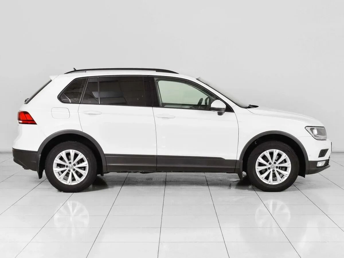 Volkswagen Tiguan II — фото 5