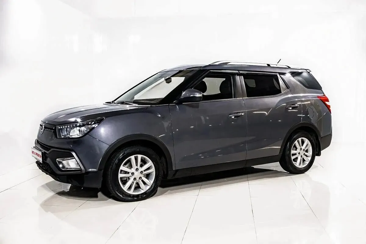 SsangYong XLV I · Elegance+