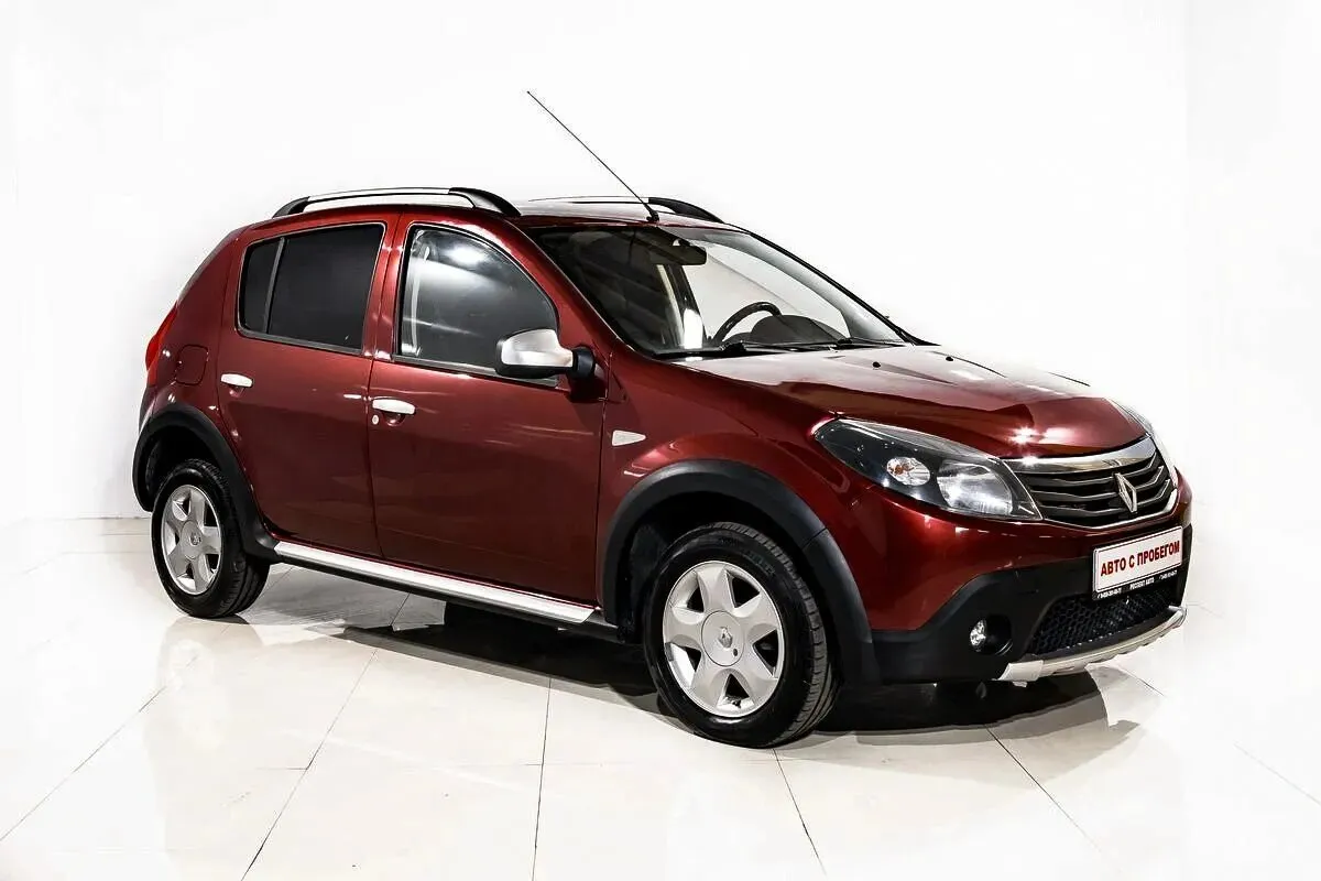 Renault Sandero I — фото 3