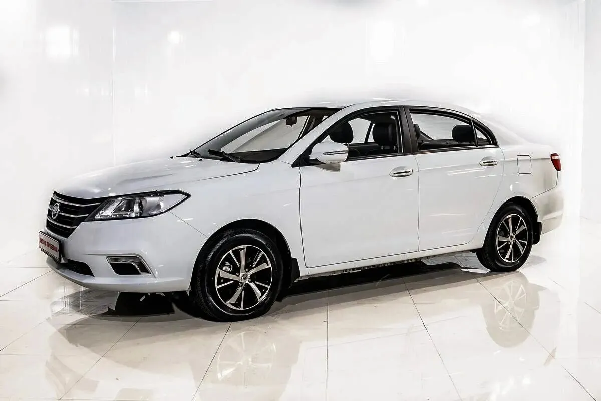 Lifan Solano II · Luxury