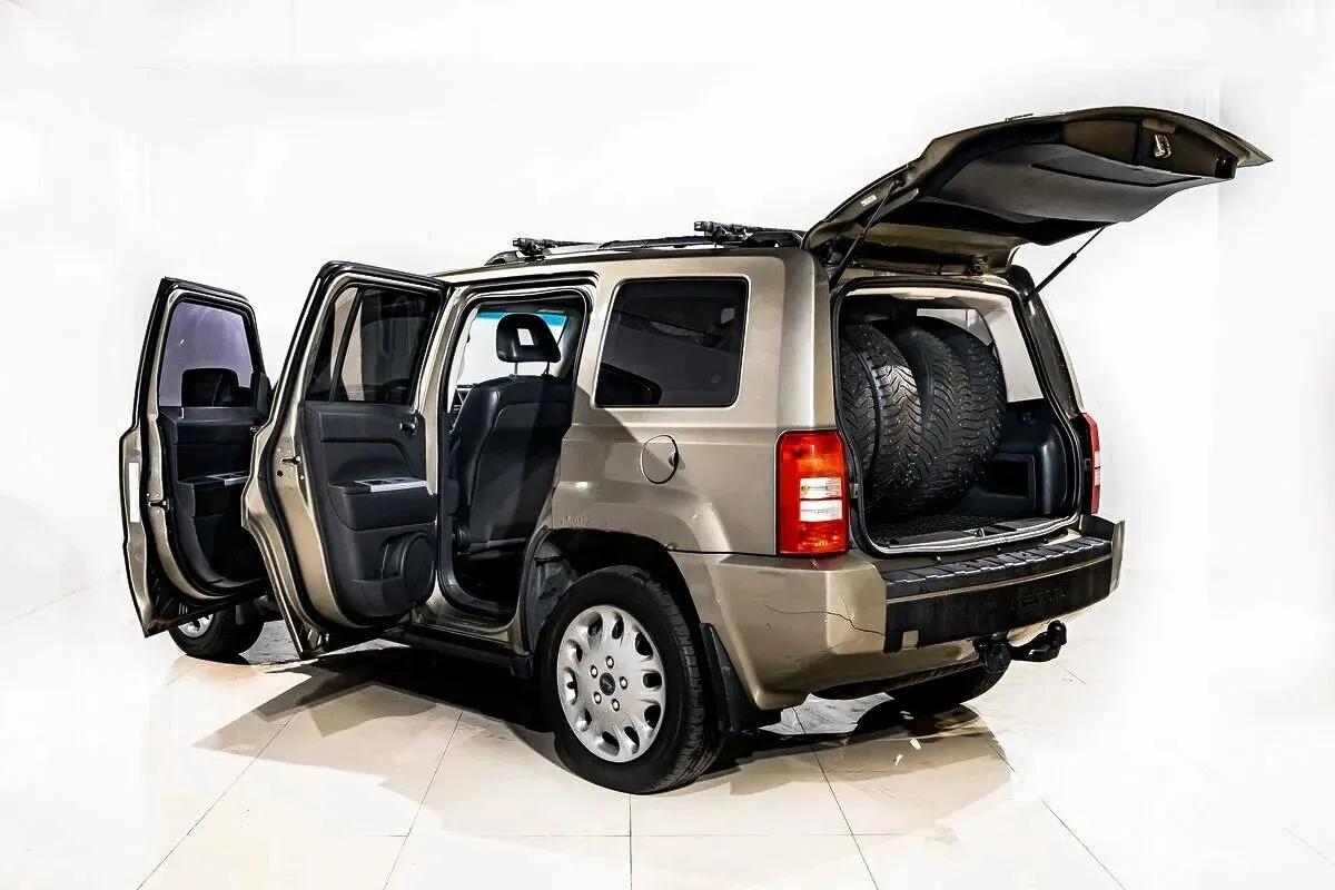 Jeep Liberty (North America) II — фото 5
