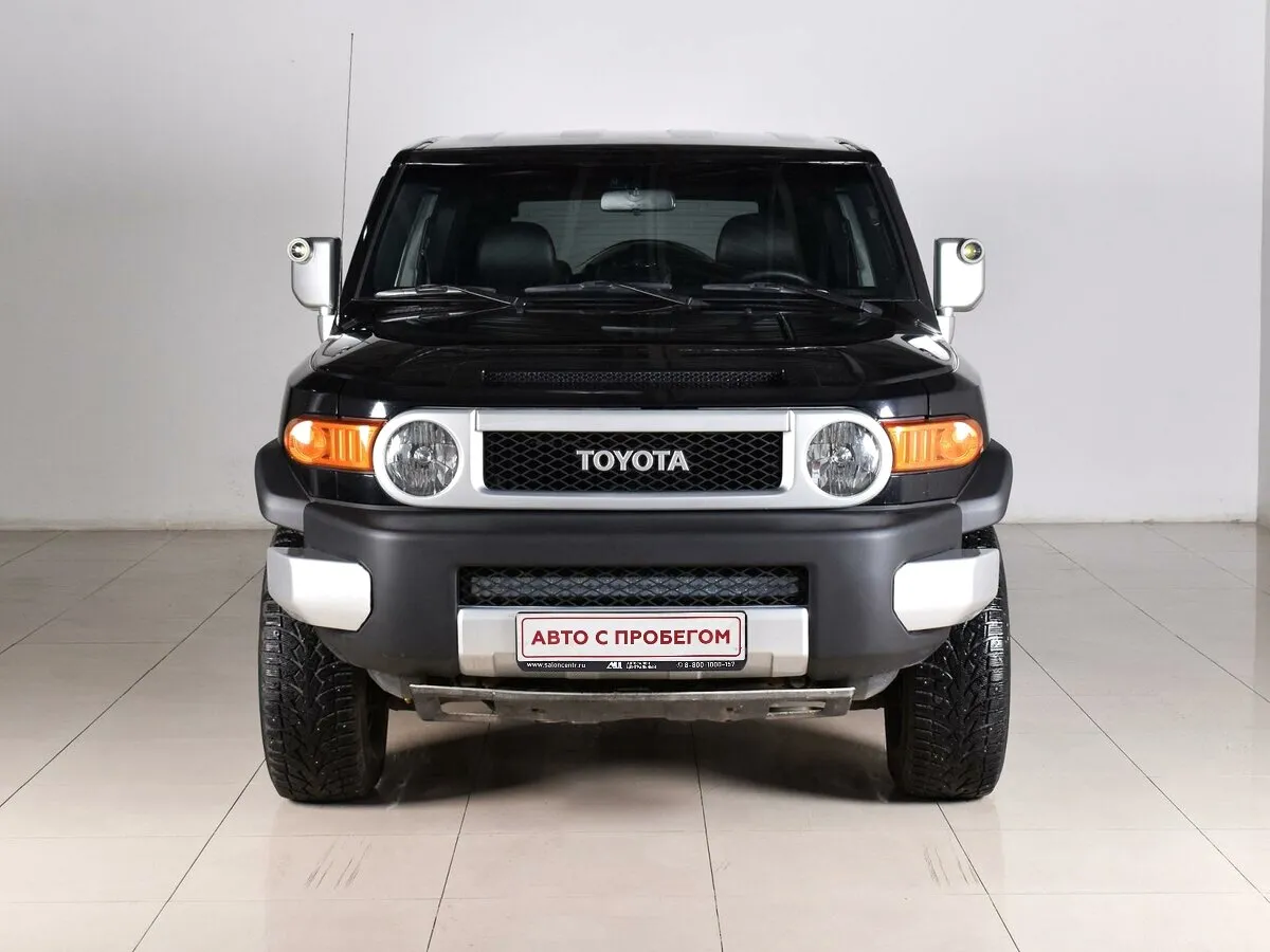 Toyota FJ Cruiser I — фото 2