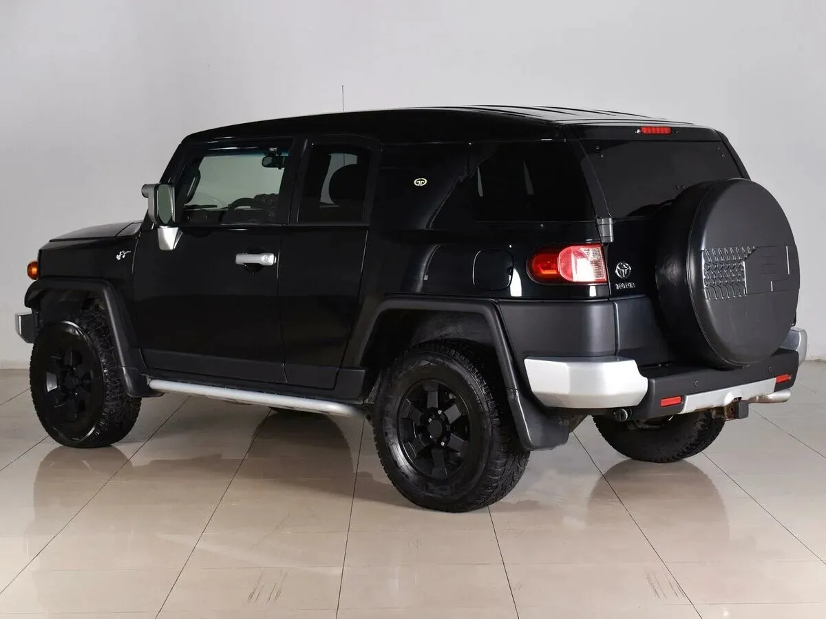 Toyota FJ Cruiser I — фото 3