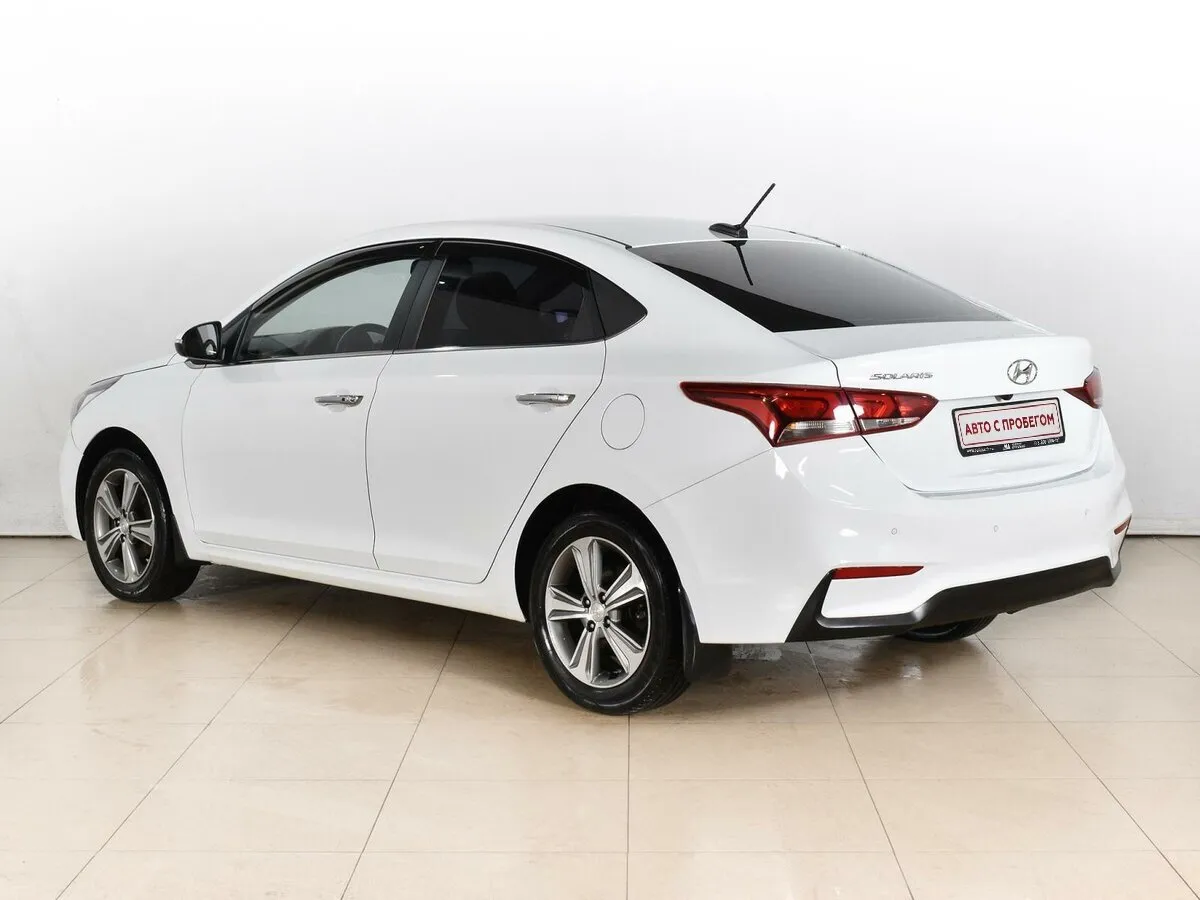 Hyundai Solaris II · Elegance — фото 2