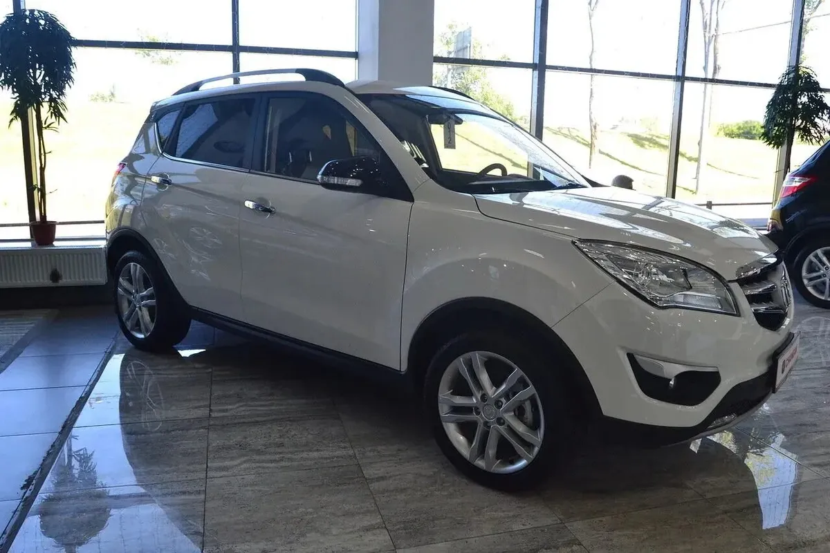 Changan CS35 I — фото 2