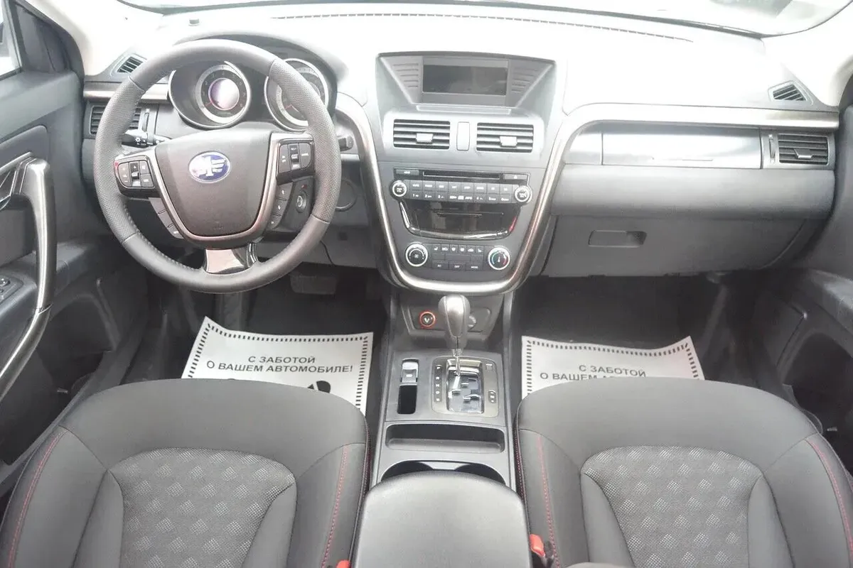FAW Besturn X80 I — фото 4