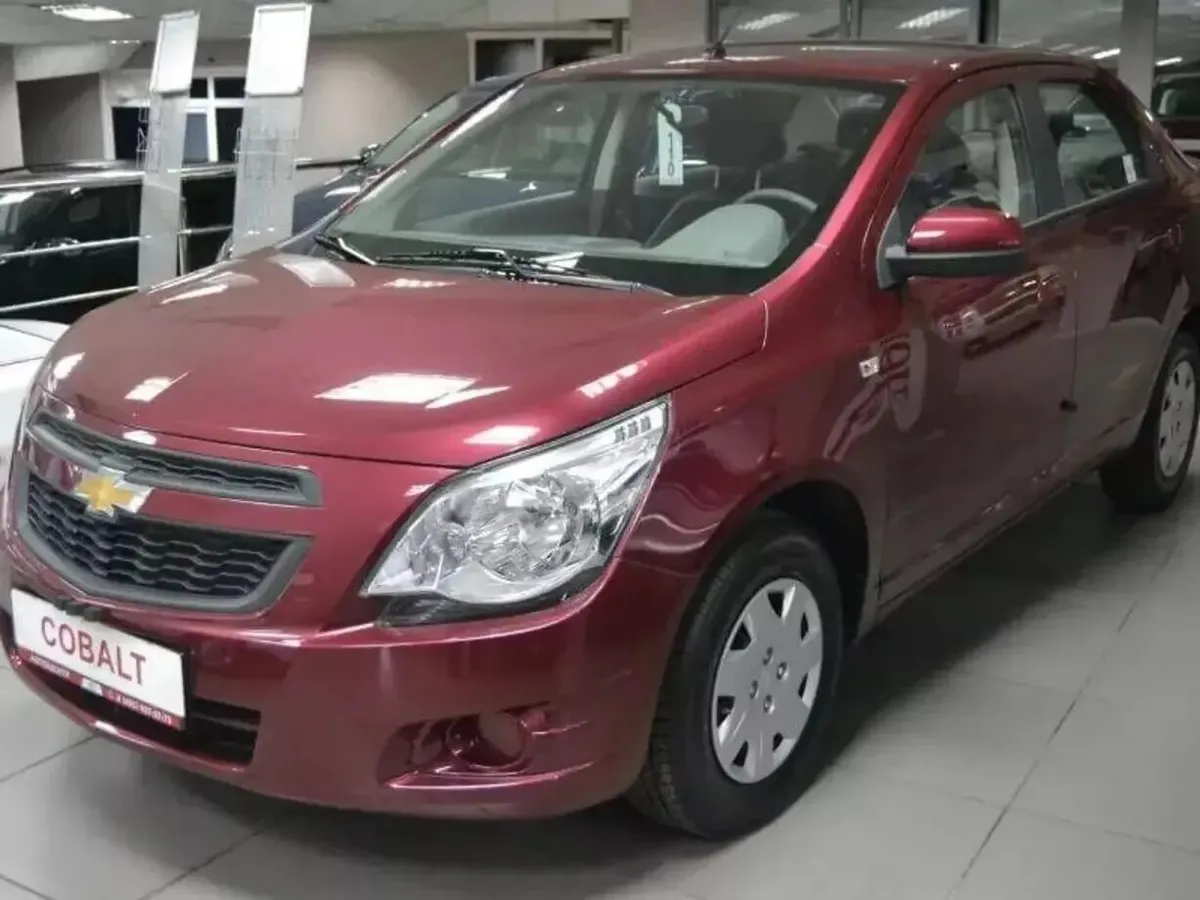 Chevrolet Cobalt II · LT