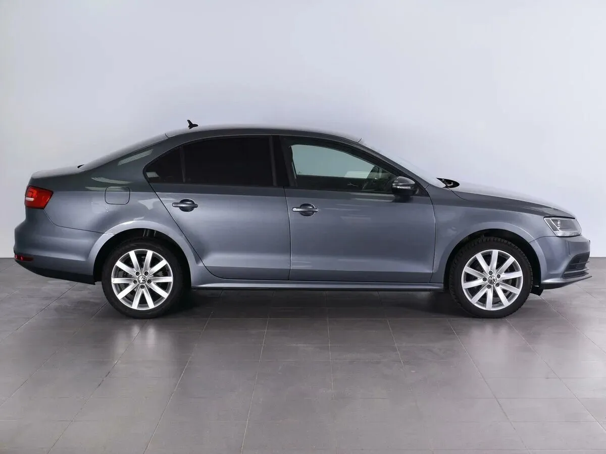 Volkswagen Jetta VI Рестайлинг — фото 5