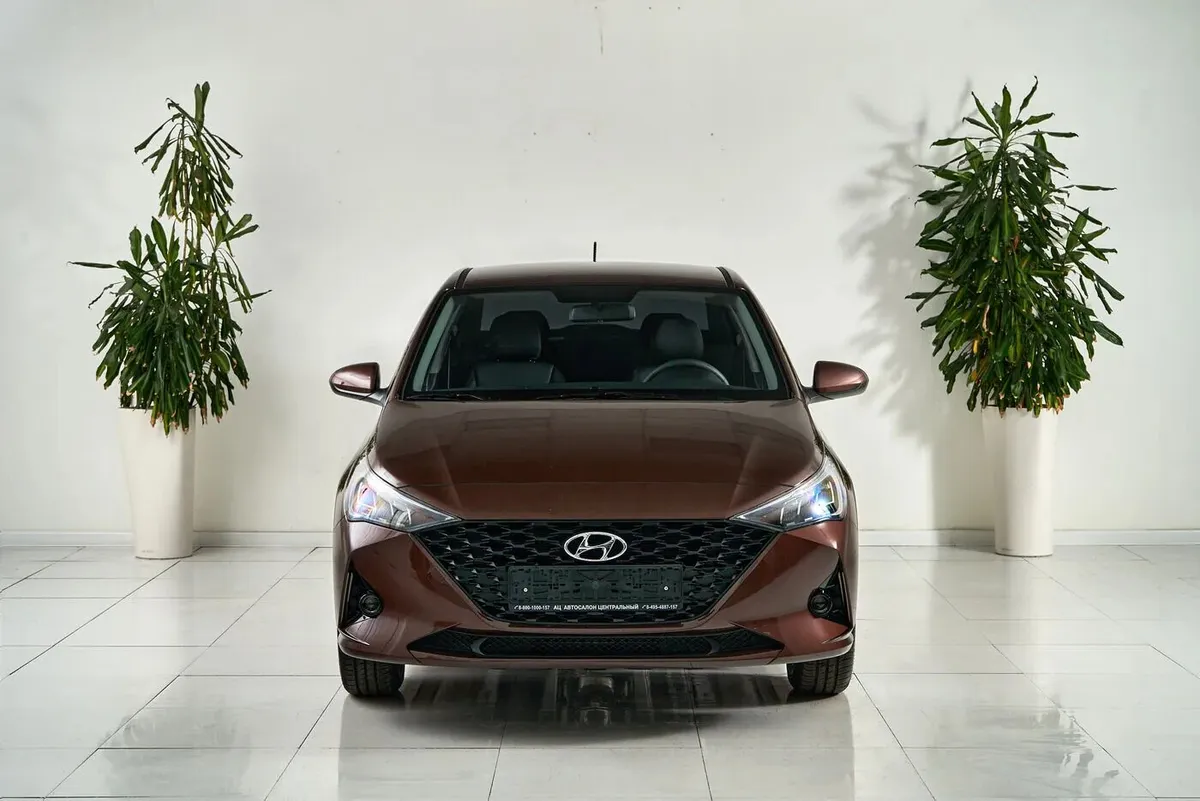 Hyundai Solaris II Рестайлинг — фото 2
