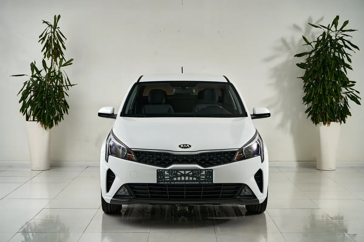 Kia Rio IV Рестайлинг — фото 2