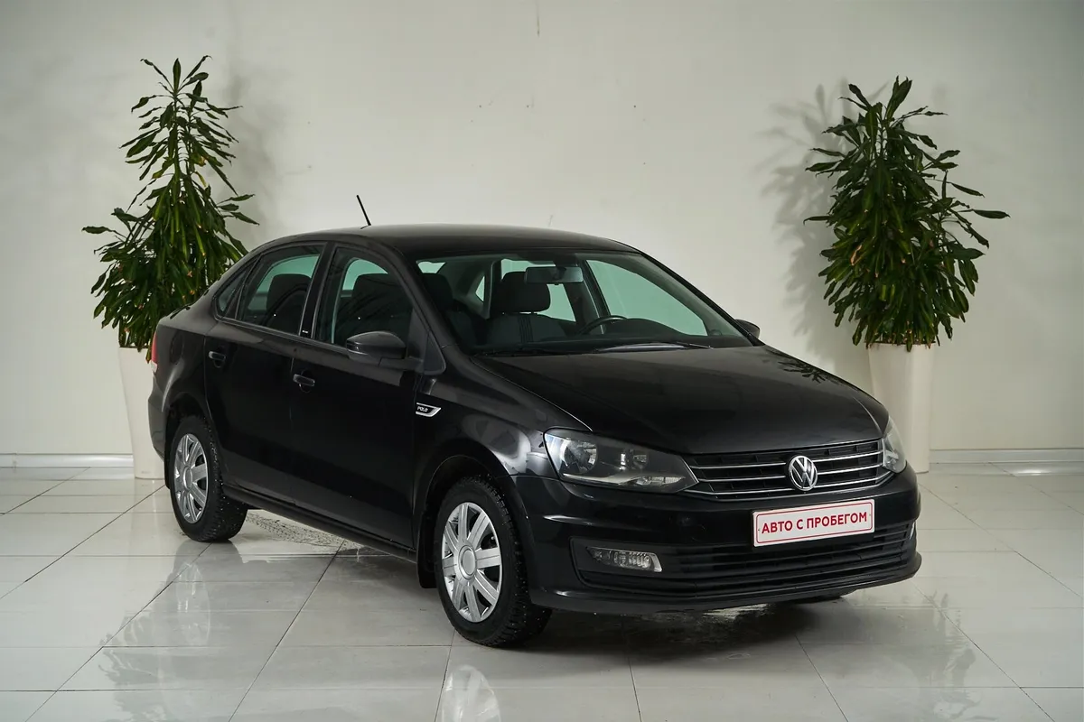 Volkswagen Polo V Рестайлинг · Highline 15-18 — фото 3