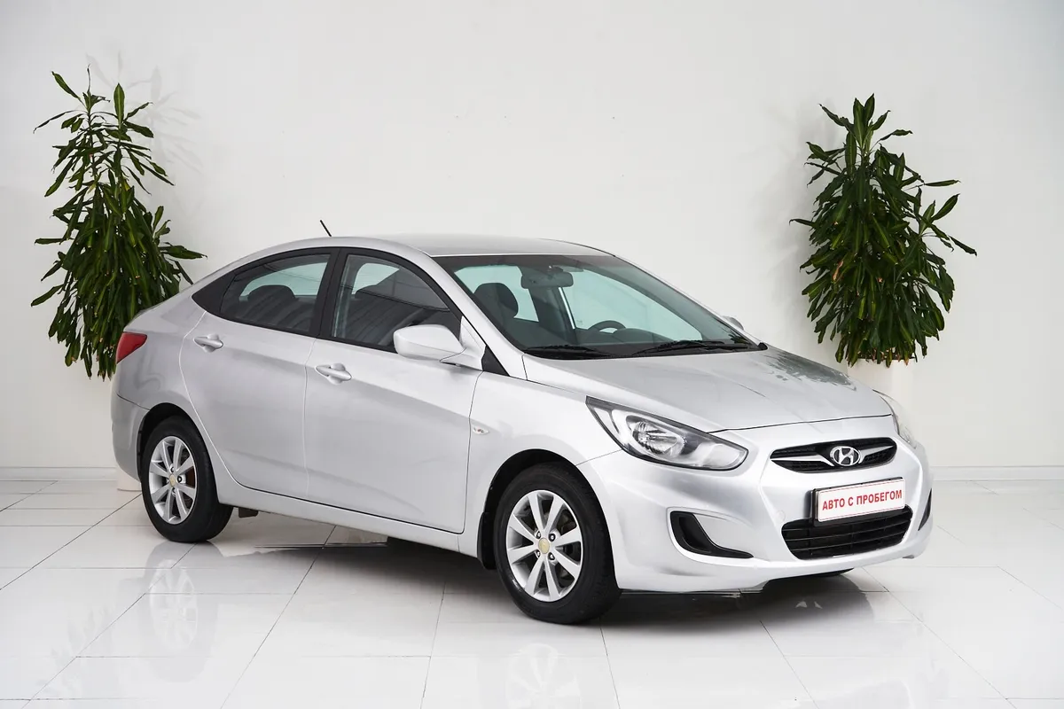 Hyundai Solaris I — фото 3