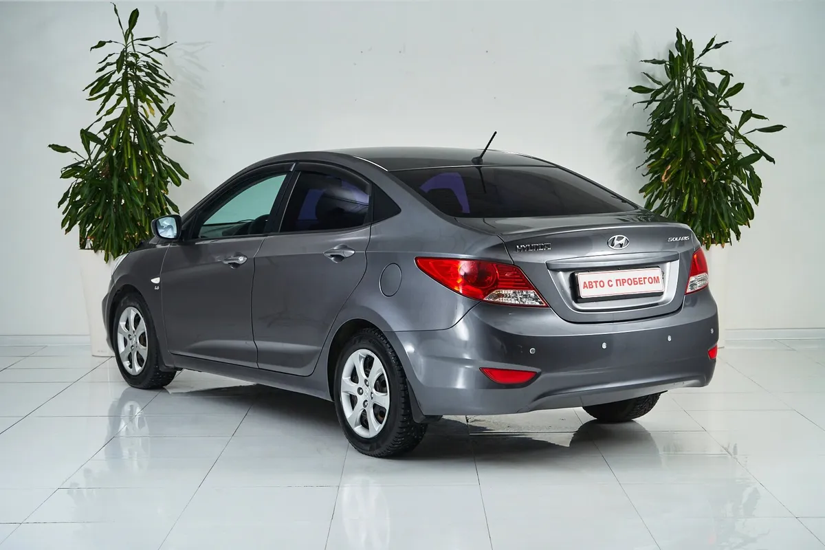 Hyundai Solaris I — фото 4