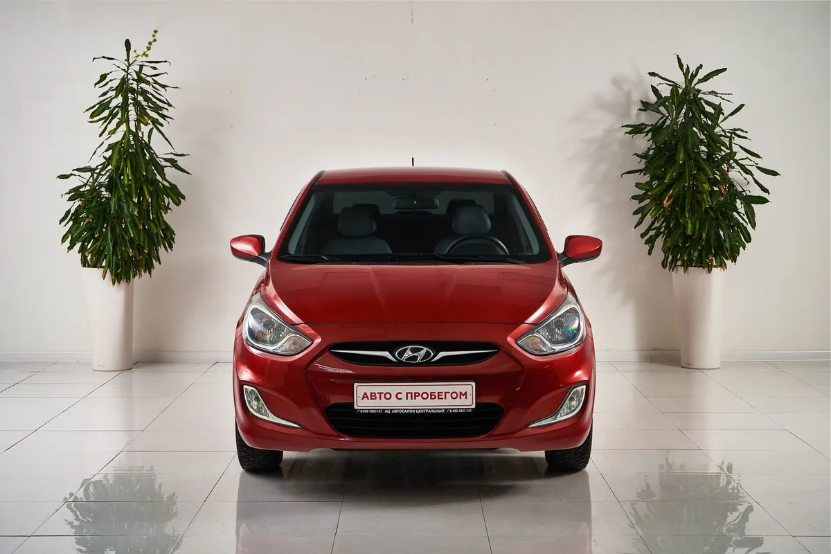 Hyundai Solaris I — фото 2