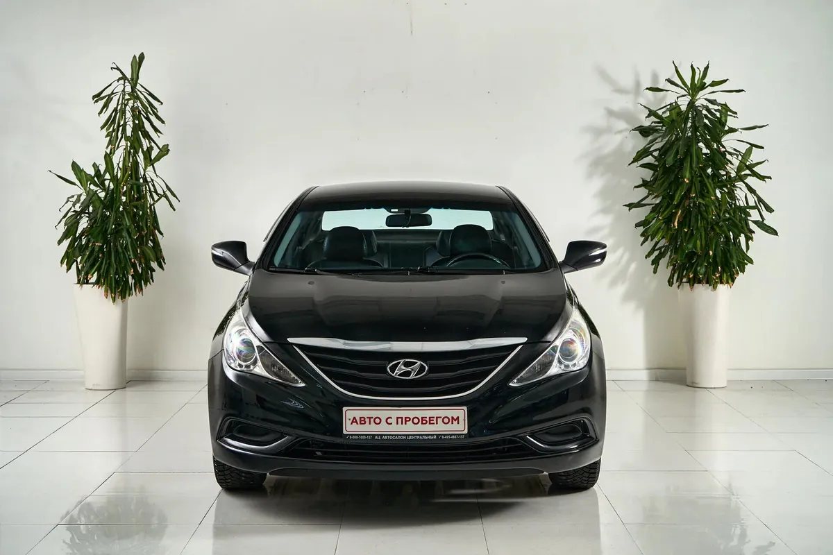 Hyundai Sonata VI (YF) — фото 2
