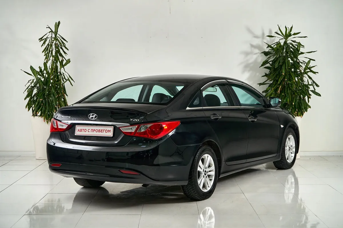 Hyundai Sonata VI (YF) — фото 5
