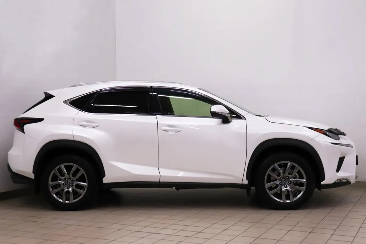 Lexus NX I Рестайлинг — фото 3