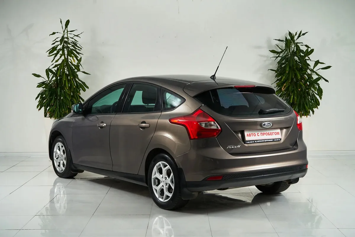Ford Focus III — фото 4
