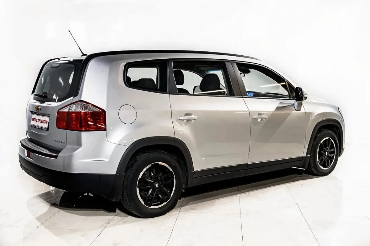 Chevrolet Orlando I · LS — фото 4