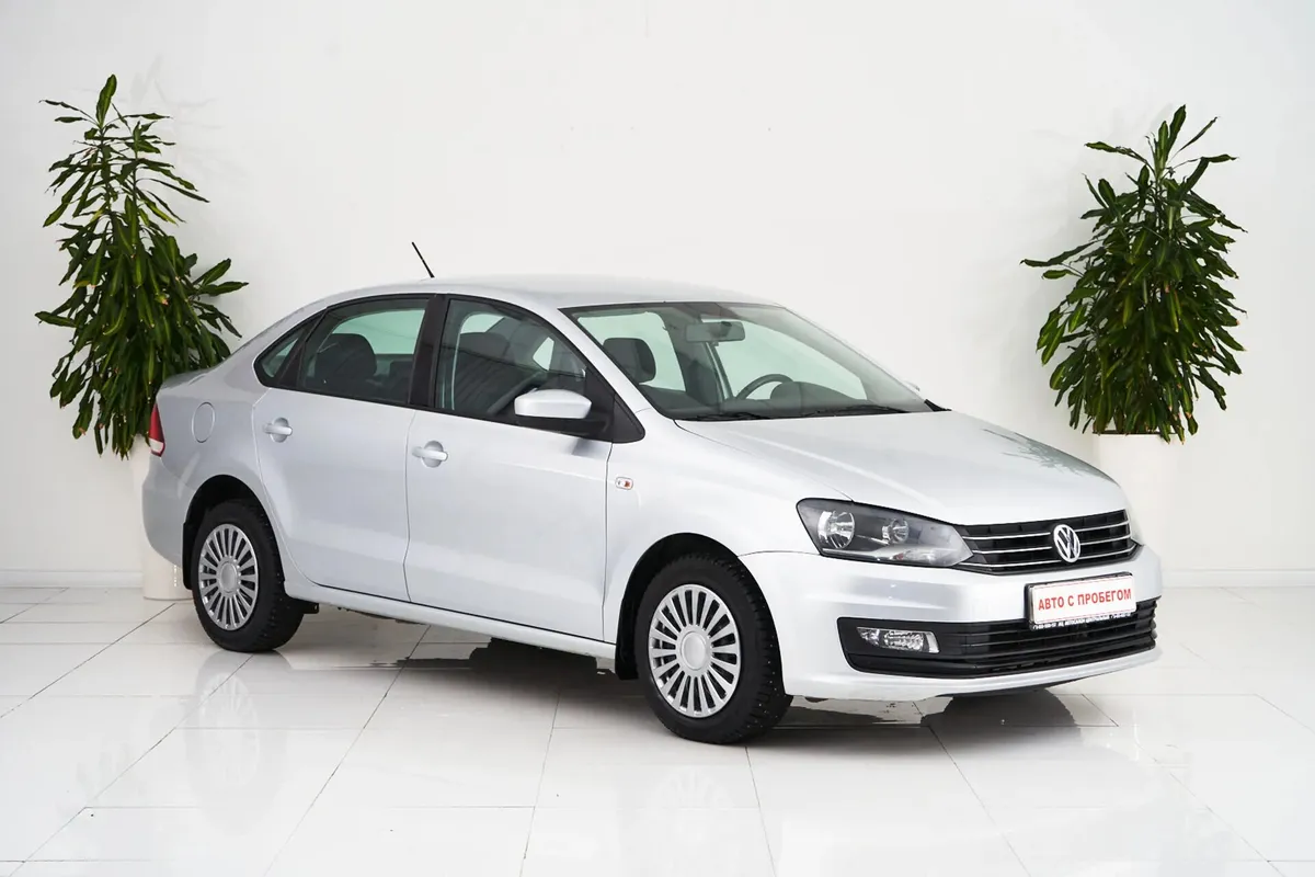 Volkswagen Polo V Рестайлинг — фото 3