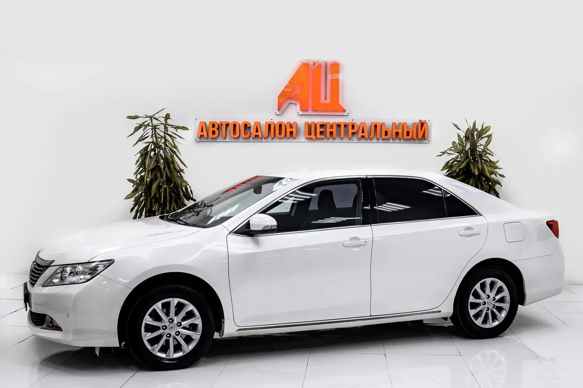 Toyota Camry VII (XV50)